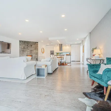 Sara S Bazenem A Infrasaunou Na Kraji Prahy Zbuzany