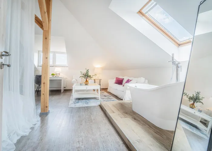 Villa Sara S Bazenem A Infrasaunou Na Kraji Prahy *